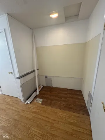 $174,900 | 405 North Street, Chesterfield, IN 46017