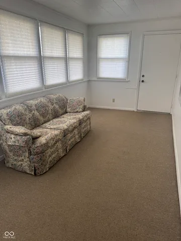 $174,900 | 405 North Street, Chesterfield, IN 46017