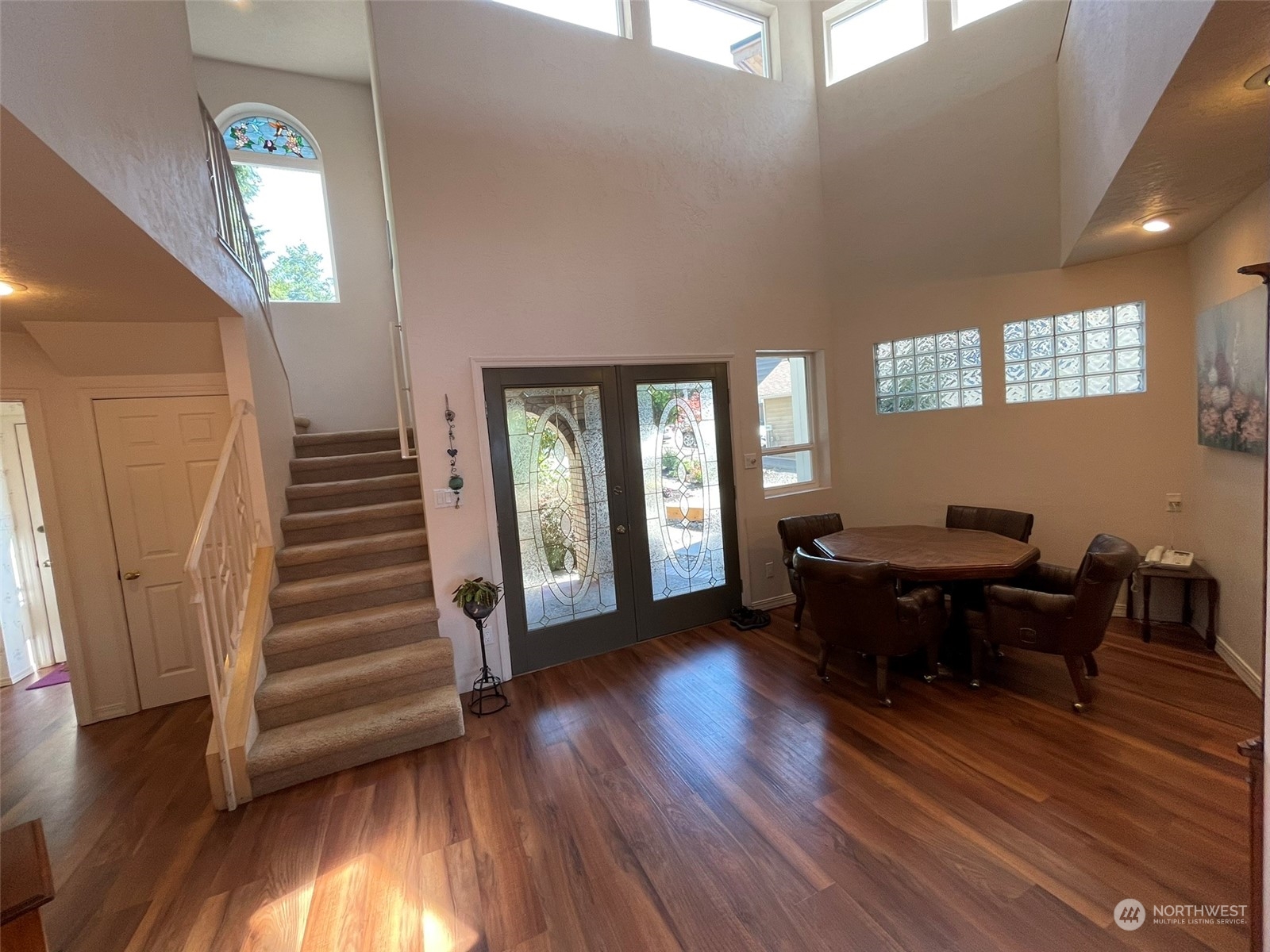 10 Shore Court Grapeview, WA 98546 - Photo 21 of 39 a view of a livingroom with wooden floor and furniture