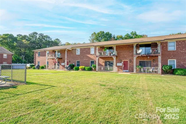 $285,000 | 103 Carriage House Drive, Kannapolis, NC 28081