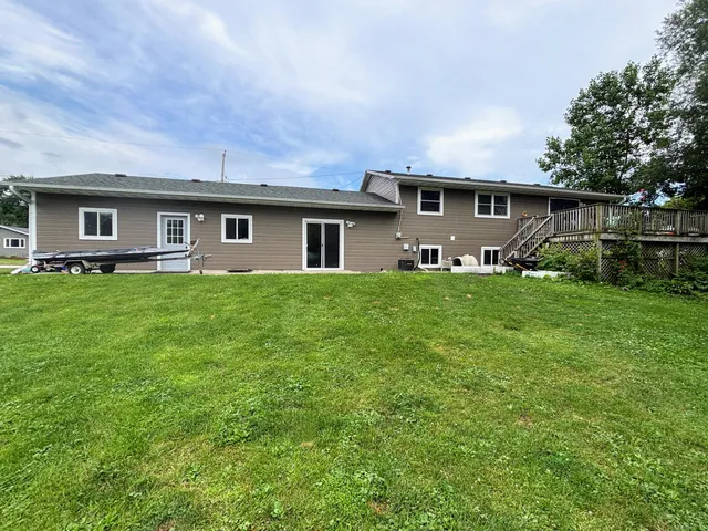 $329,500 | 816 Clay Street, Watertown, WI 53098