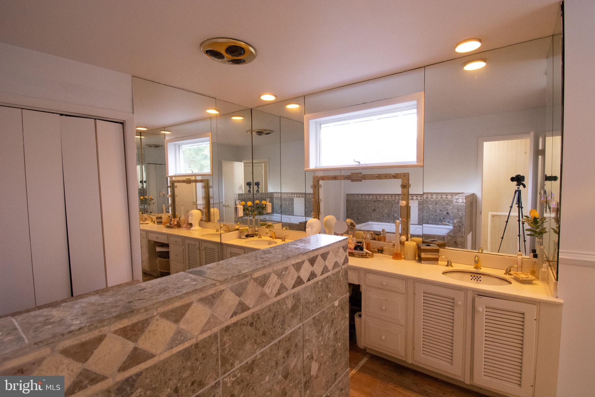 2402 Harmon Road Silver Spring, MD 20902 - Photo 28 of 34 Gallery Image 28