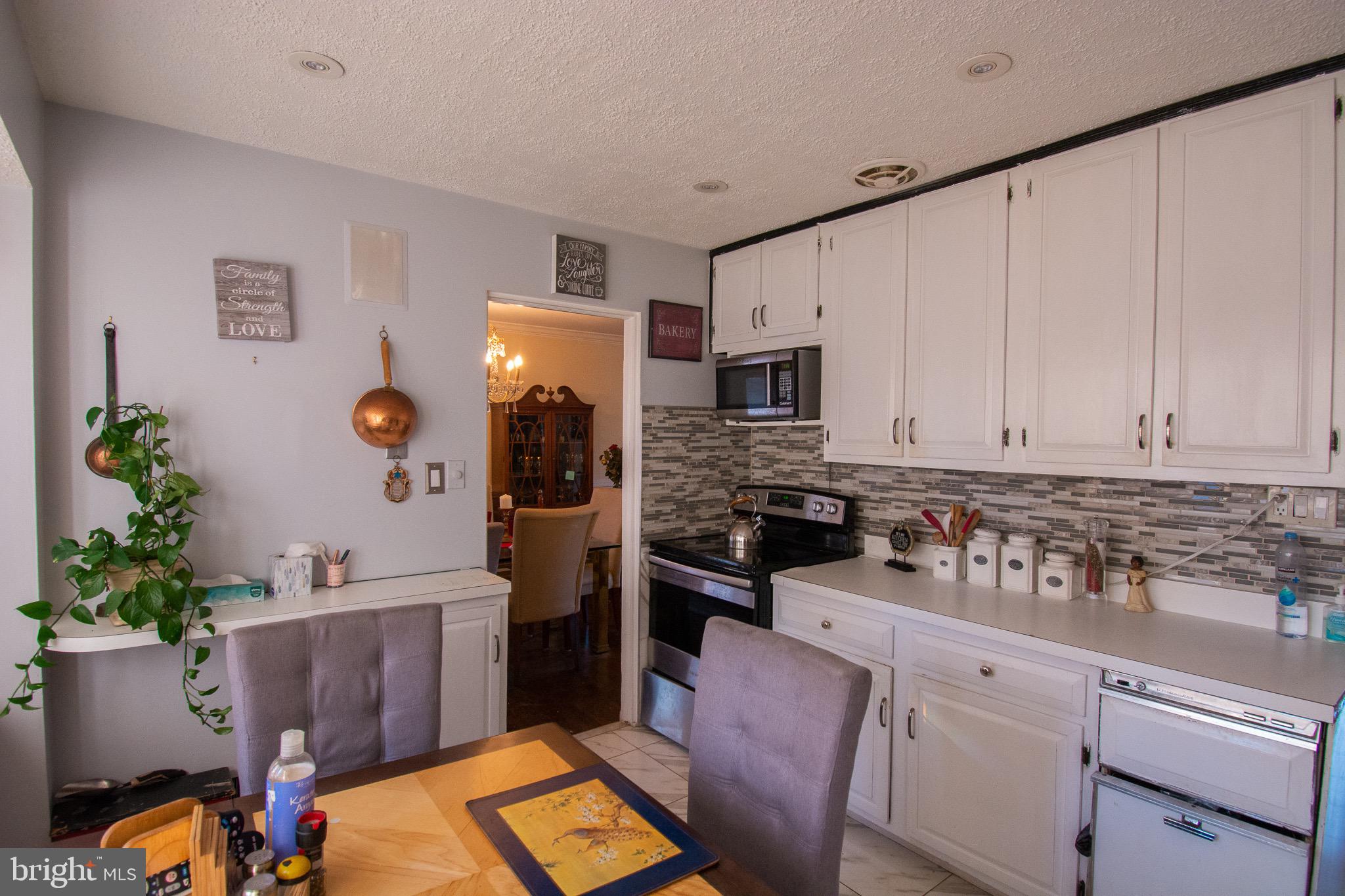 2402 Harmon Road Silver Spring, MD 20902 - Photo 7 of 34 Gallery Image 7