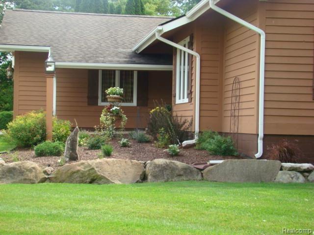 1599 Rulane Drive Lapeer, MI 48446 - Photo 4 of 60 DSC09407.jpg