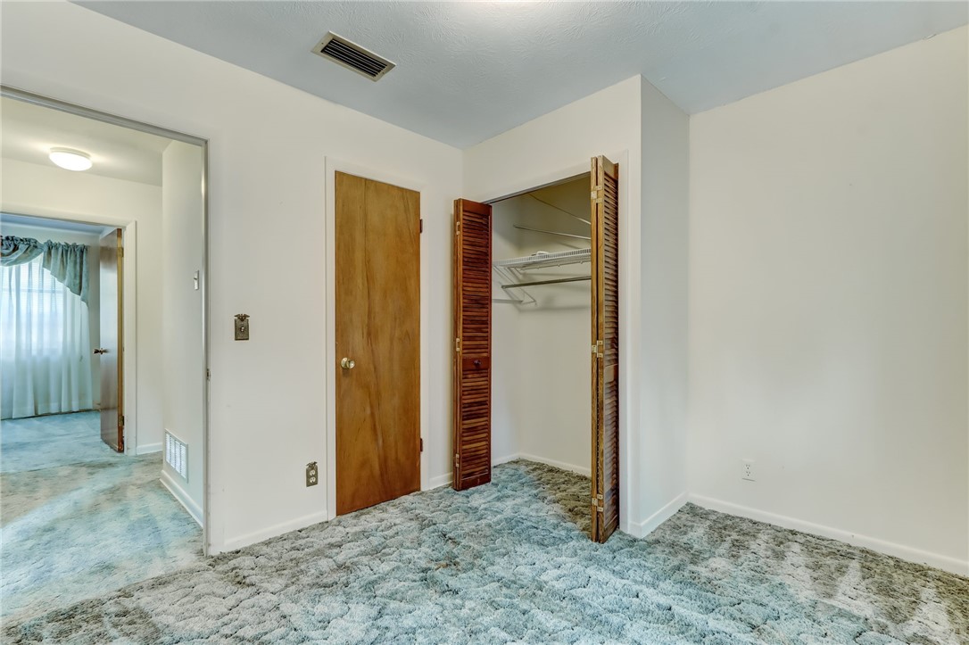 722 Montego Road East Jacksonville, FL 32216 - Photo 25 of 31 Gallery Image 25