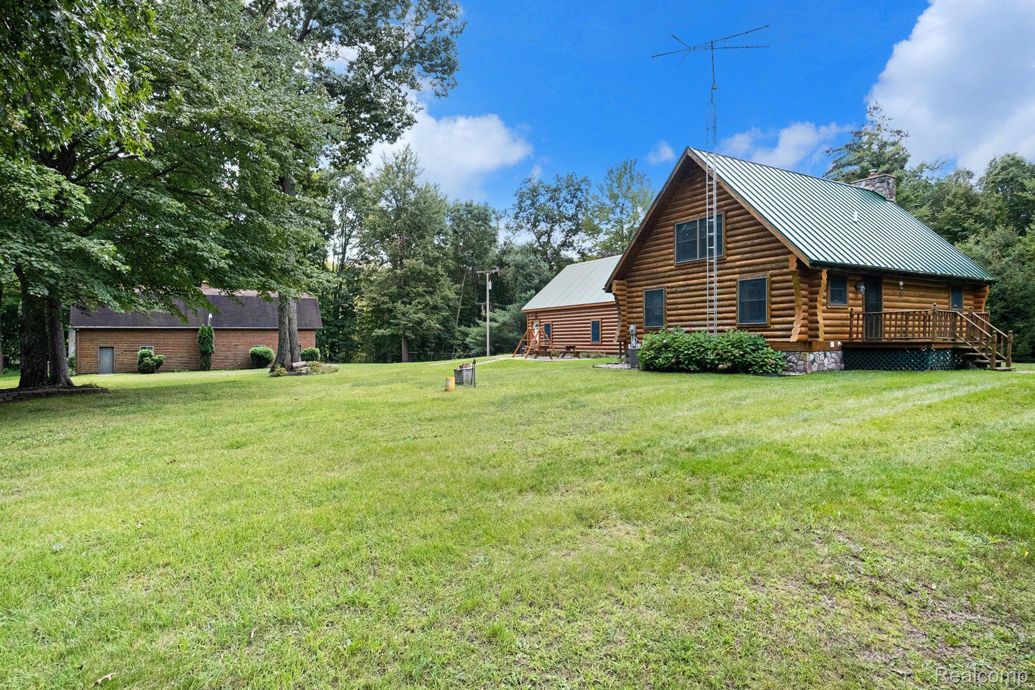 210 Gray Road Lapeer, MI 48446 - Photo 24 of 34 Gallery Image 24