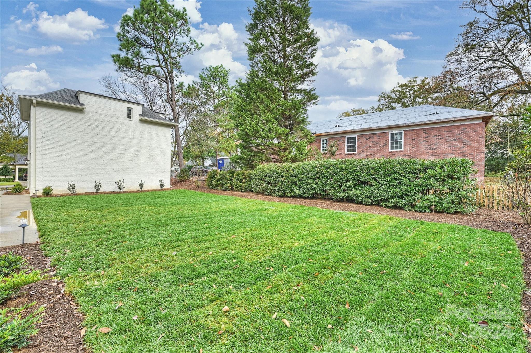 1601 Coventry Road Charlotte, NC 28211 - Photo 37 of 40 a view of a back yard of the house
