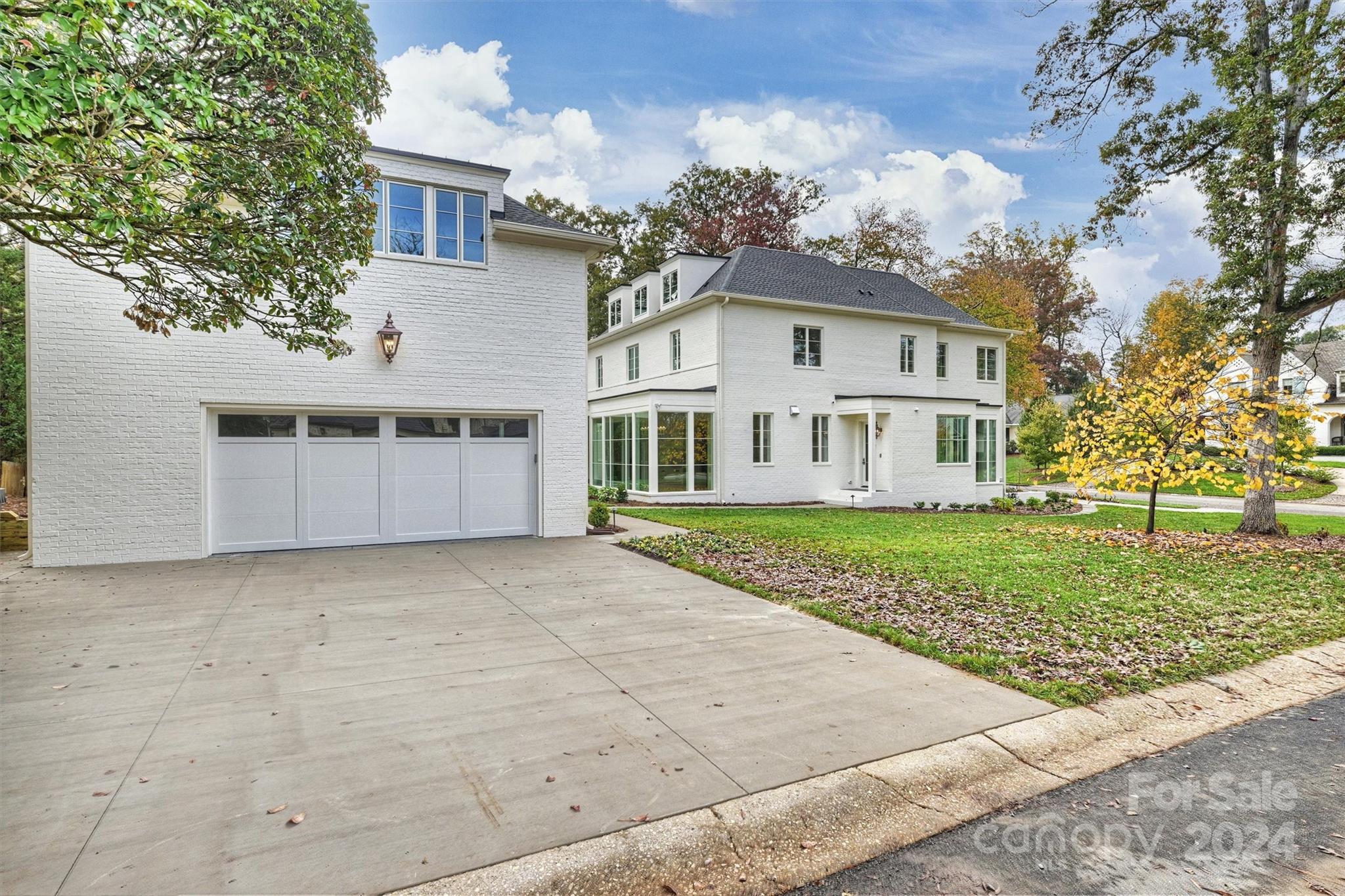 1601 Coventry Road Charlotte, NC 28211 - Photo 40 of 40 front view of a house with a yard
