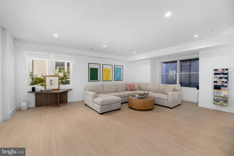 $3,100,000 | 4892 MacArthur Boulevard Northwest, Washington, DC 20007