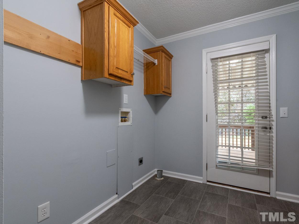 3316 Dutchman Road Raleigh, NC 27610 - Photo 17 of 20