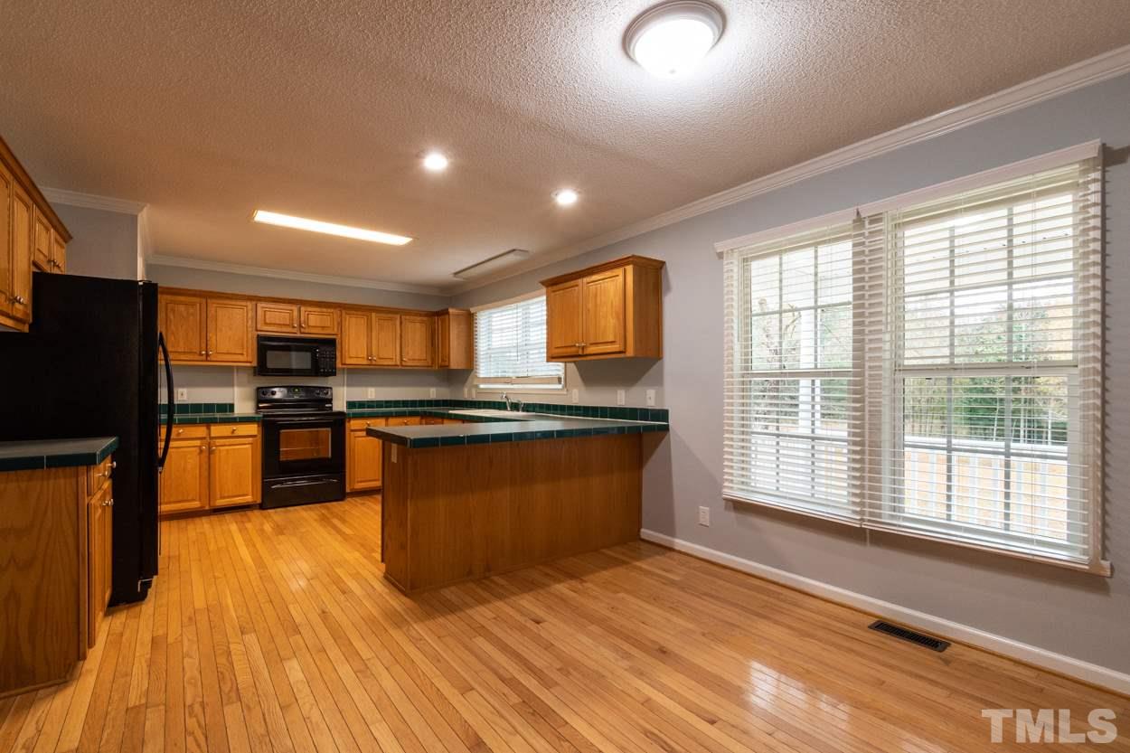 3316 Dutchman Road Raleigh, NC 27610 - Photo 6 of 20