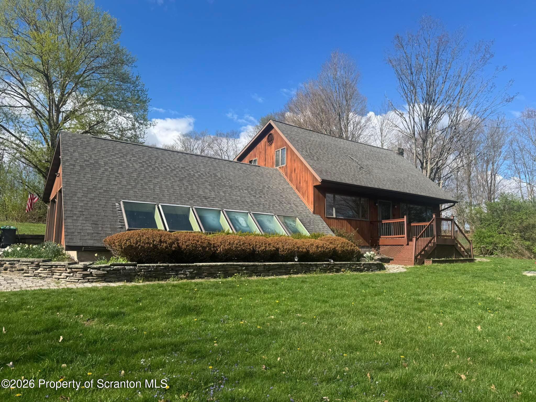 13 Fieldstone Drive Clarks Summit, PA 18411 - Photo 1 of 12 IMG_5035