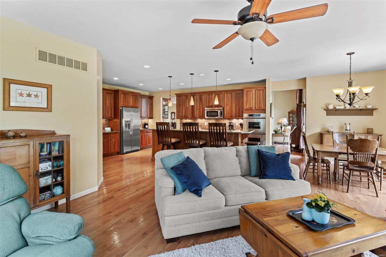 2228 Whitby Road Chesterfield, MO 63017 - Photo 15 of 39 Gallery Image 15