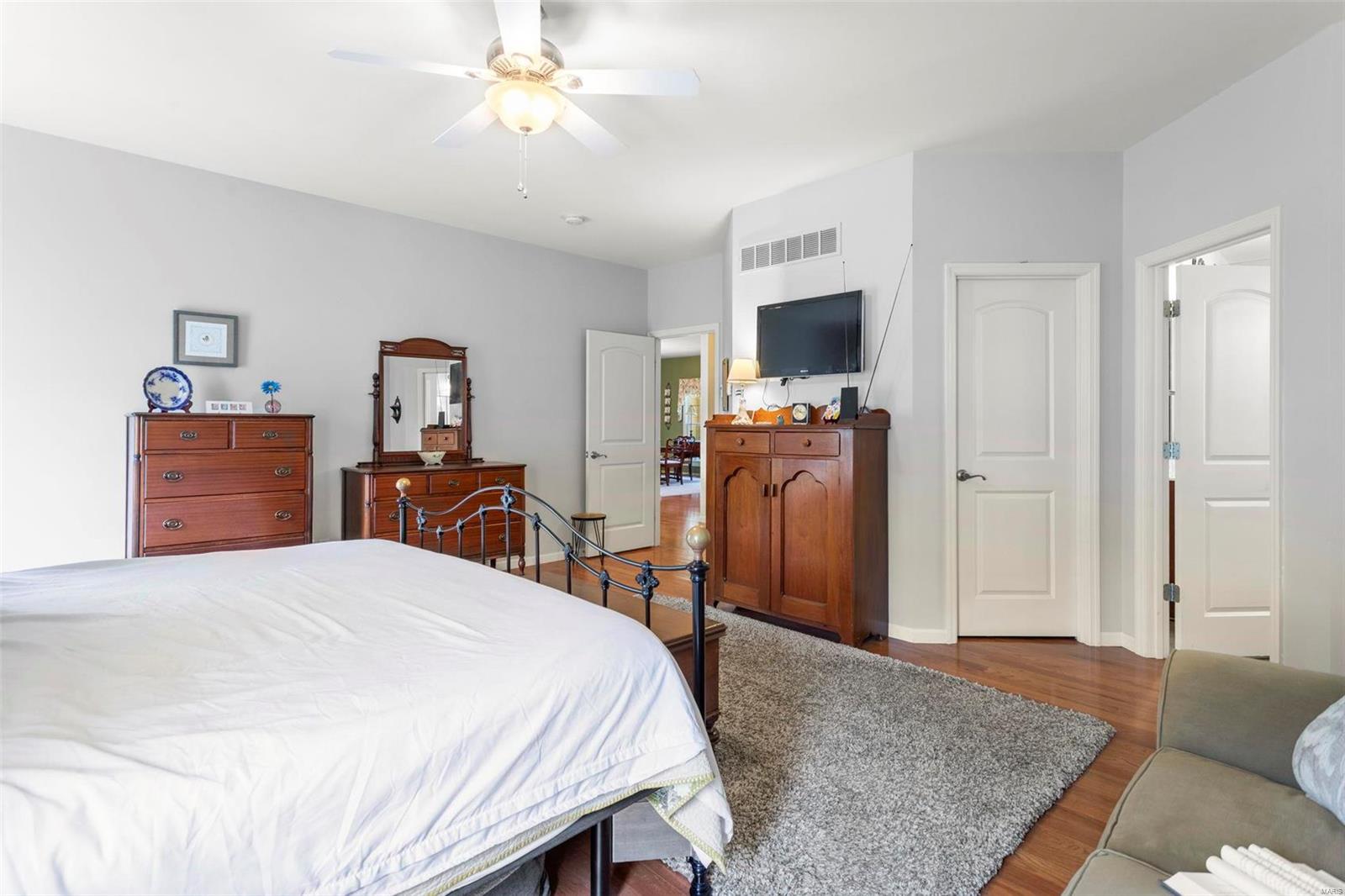 2228 Whitby Road Chesterfield, MO 63017 - Photo 21 of 39 Gallery Image 21