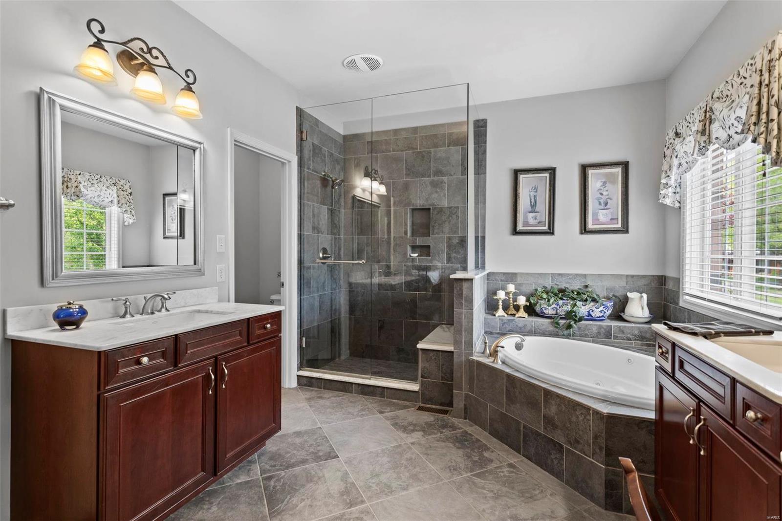 2228 Whitby Road Chesterfield, MO 63017 - Photo 24 of 39 Gallery Image 24