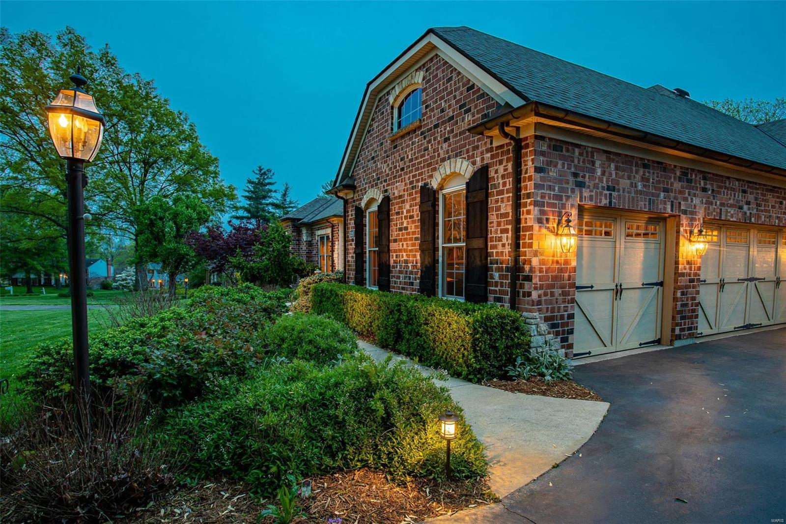2228 Whitby Road Chesterfield, MO 63017 - Photo 37 of 39 Gallery Image 37