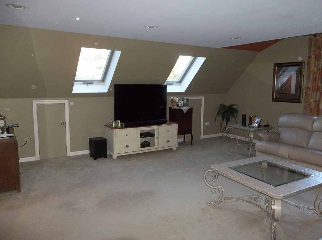 68 Whittier Road Haverhill, MA 01830 - Photo 18 of 30 Gallery Image 18
