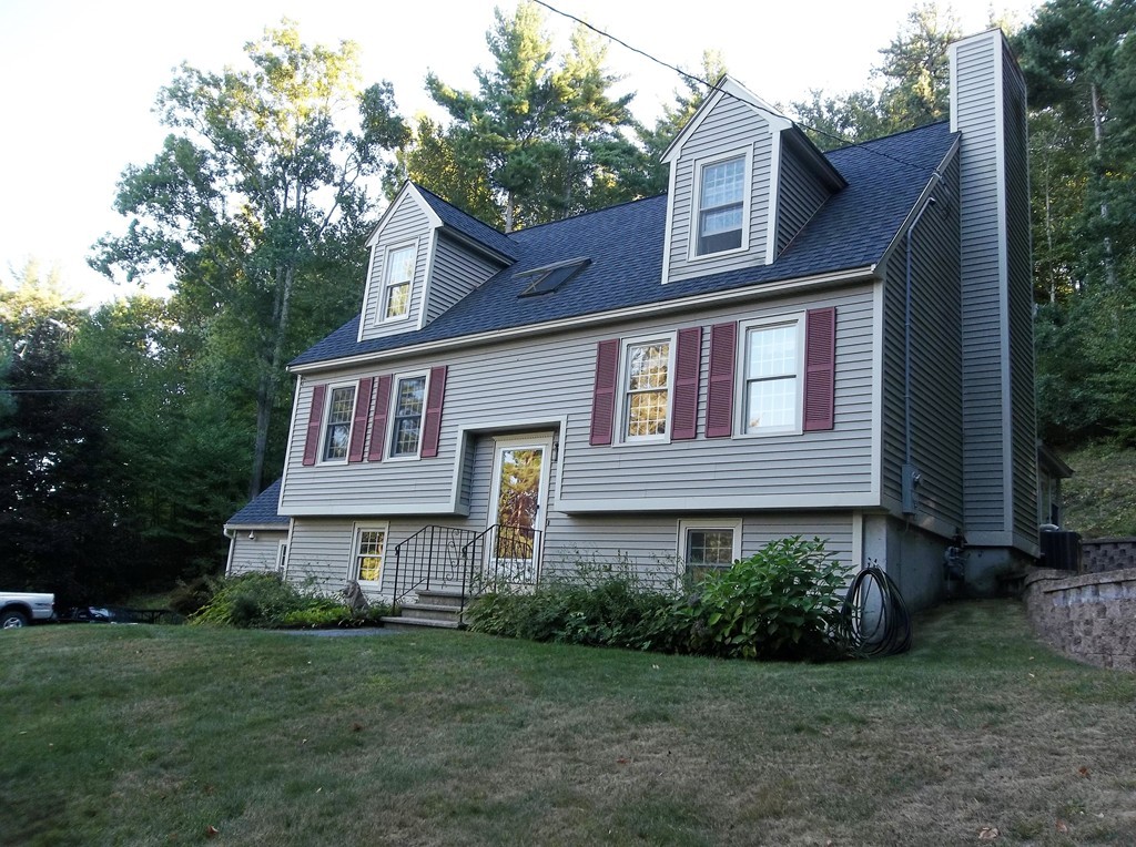 68 Whittier Road Haverhill, MA 01830 - Photo 3 of 30 Gallery Image 3