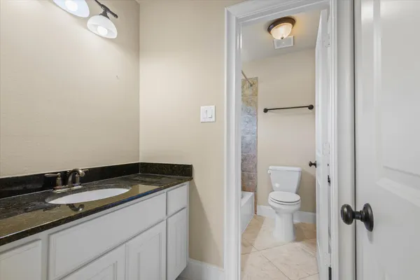 $529,999 | 15811 Crestbrook Drive, Houston, TX 77059