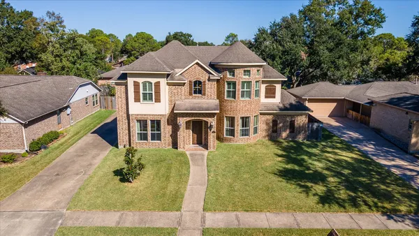 $529,999 | 15811 Crestbrook Drive, Houston, TX 77059