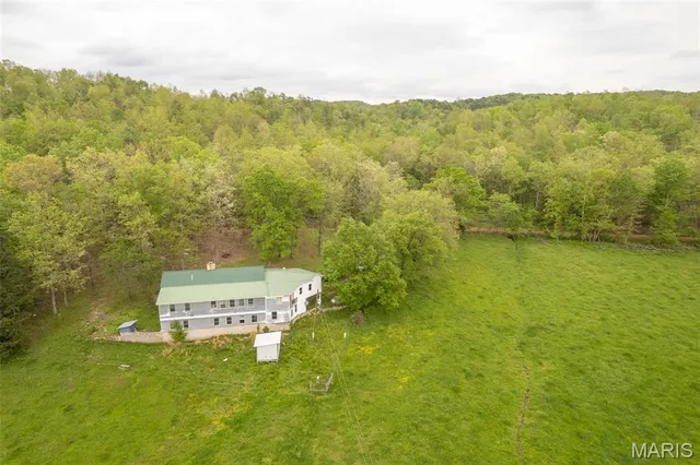 $674,900 | 5754 Wayne 421 Mill Spring, Mill Spring, MO 63952