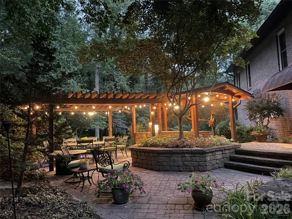$799,000 | 112 Parkland Street, Morganton, NC 28655