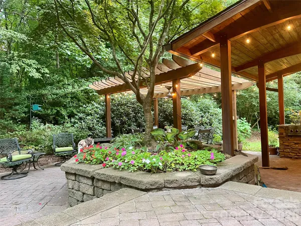 $799,000 | 112 Parkland Street, Morganton, NC 28655