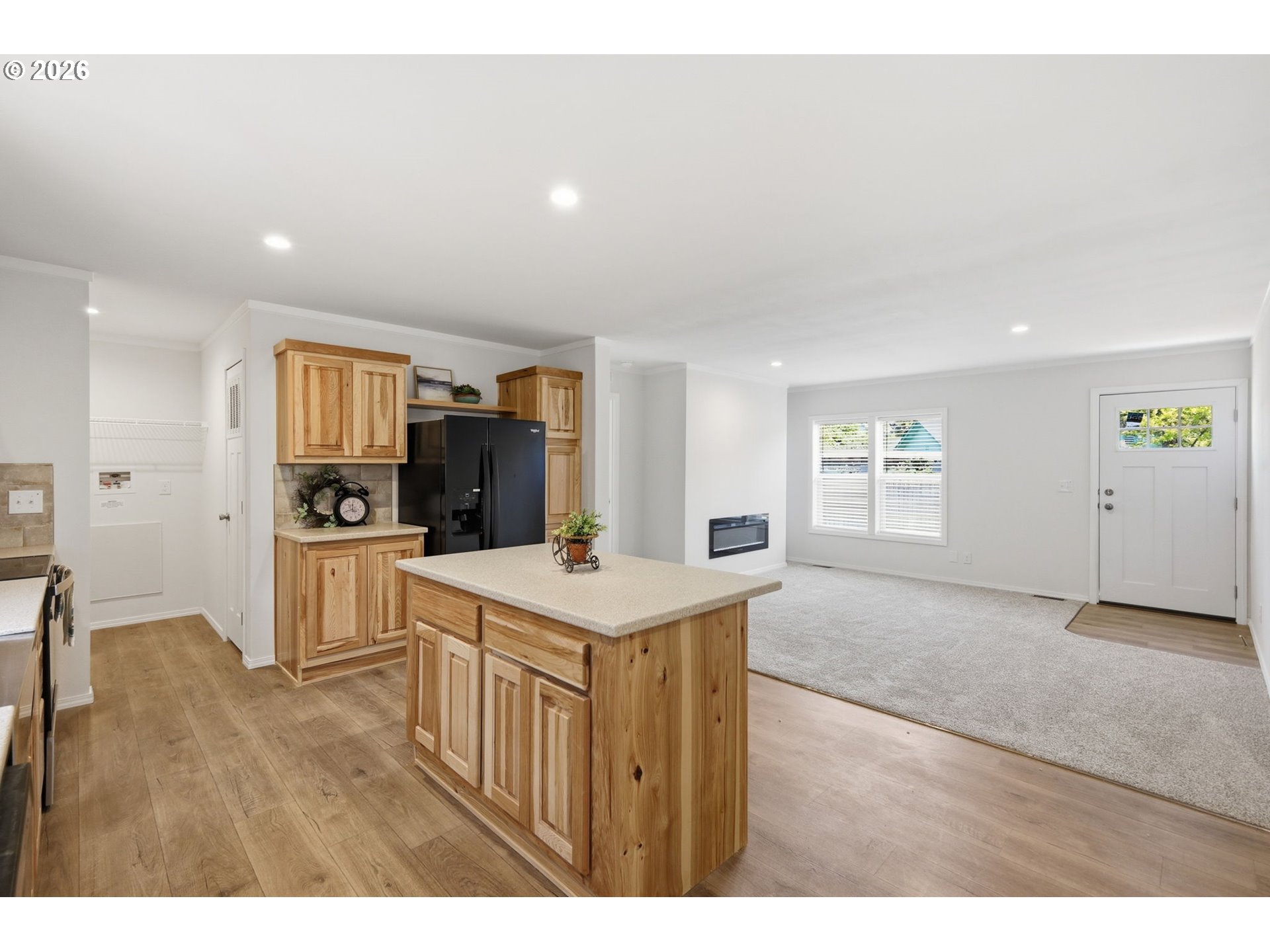 1551 A Street Springfield, OR 97477 - Photo 4 of 22 Gallery Image 4
