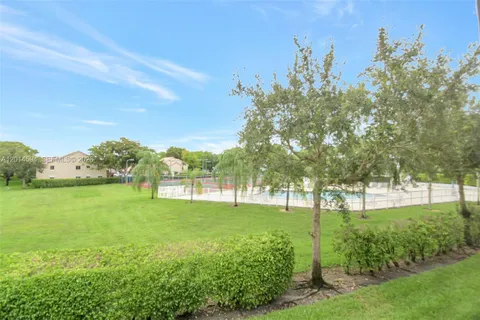 $749,000 | 16339 Malibu Drive, Unit 22, Weston, FL 33326