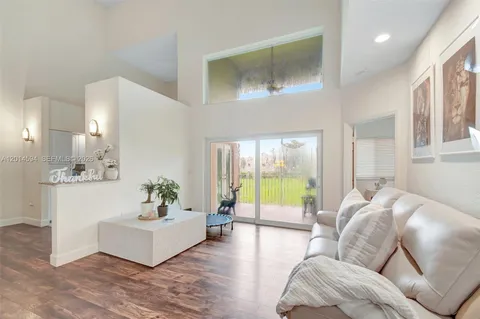 $749,000 | 16339 Malibu Drive, Unit 22, Weston, FL 33326