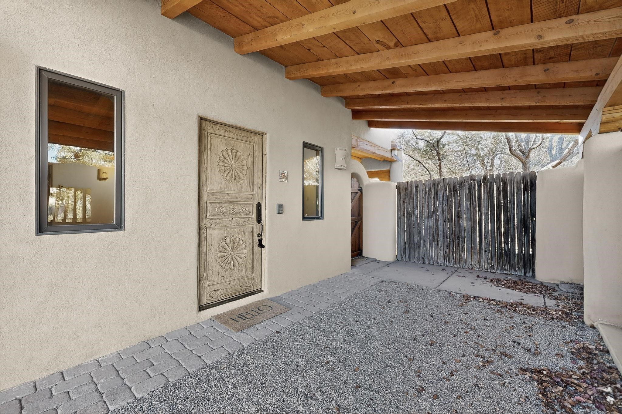 33 Moya Loop Santa Fe, NM 87508 - Photo 6 of 64
