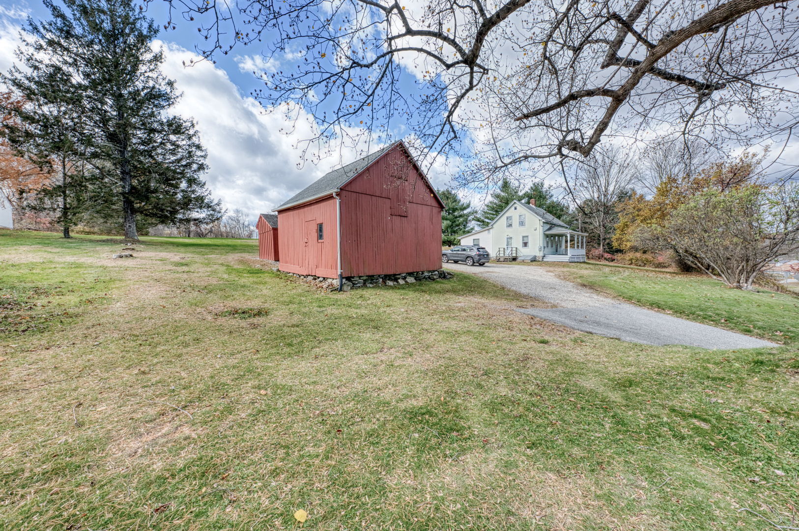 287 Maple Road Mansfield, CT 06268 - Photo 28 of 38 a view of a large yard with large tree