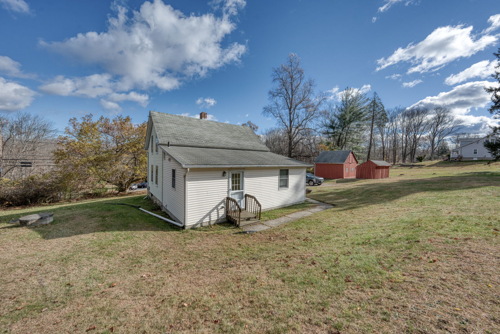 287 Maple Road Mansfield, CT 06268 - Photo 5 of 38 a view of outdoor space and yard