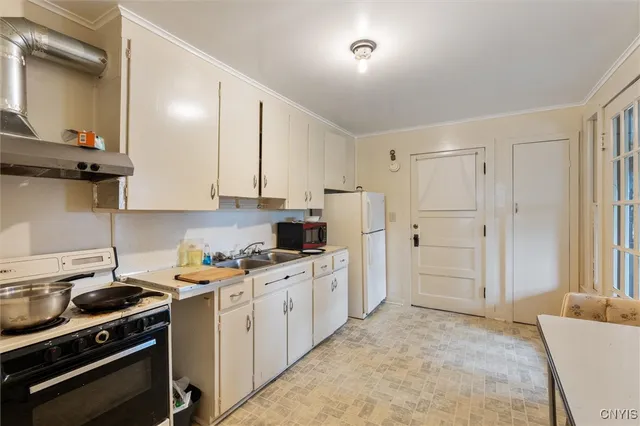 $180,000 | 1 Seneca Avenue, Vernon, NY 13421