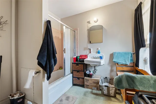 $180,000 | 1 Seneca Avenue, Vernon, NY 13421