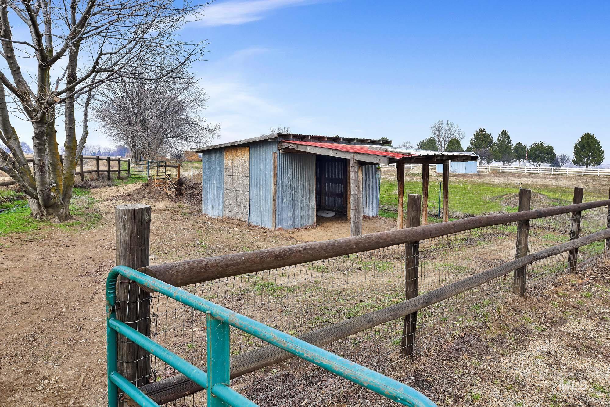 19391 Pride Lane Caldwell, ID 83607 - Photo 12 of 44