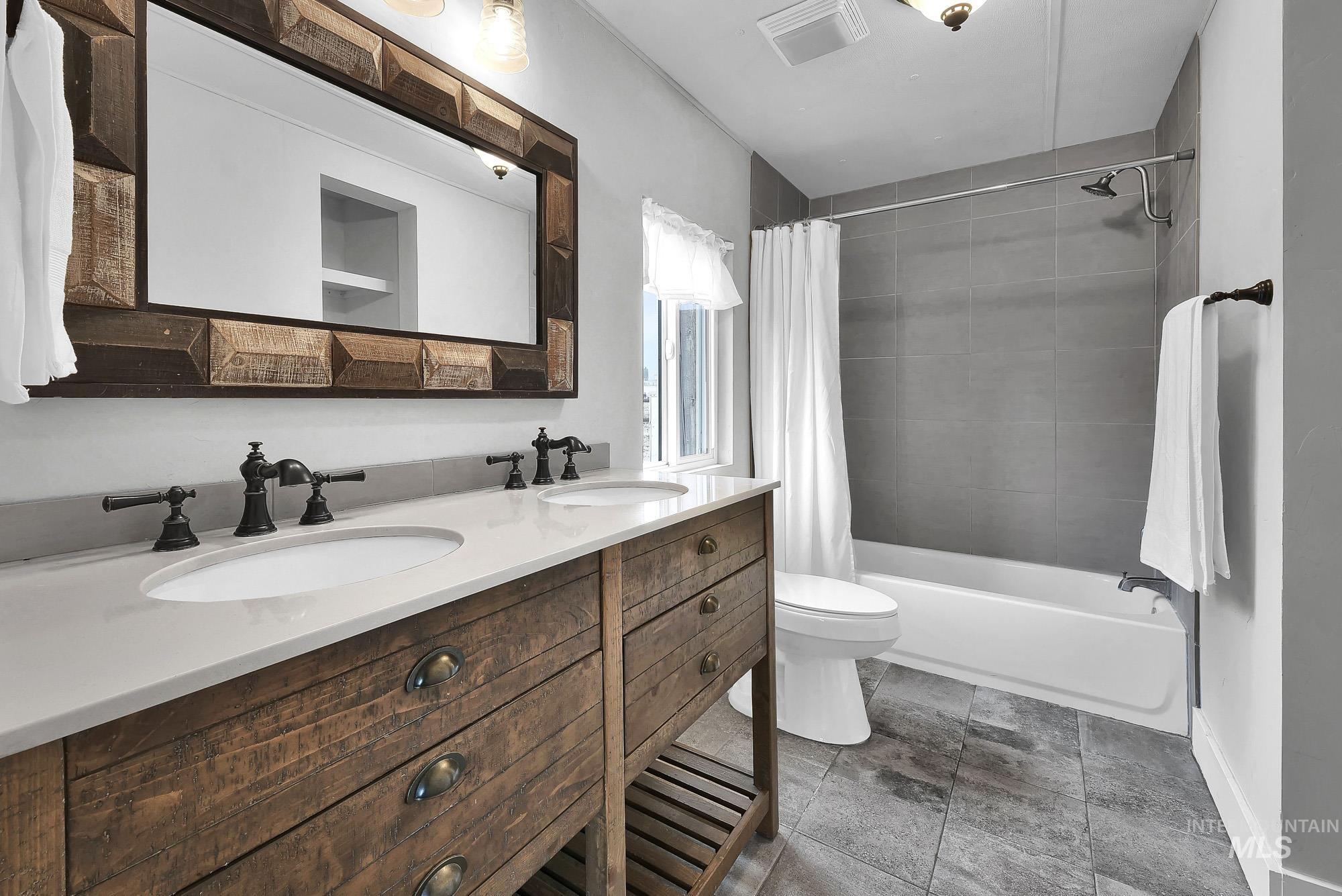 19391 Pride Lane Caldwell, ID 83607 - Photo 18 of 44