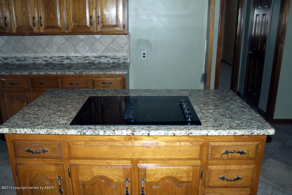 3525 Rutson Drive Amarillo, TX 79109 - Photo 20 of 72 Kitchen 5