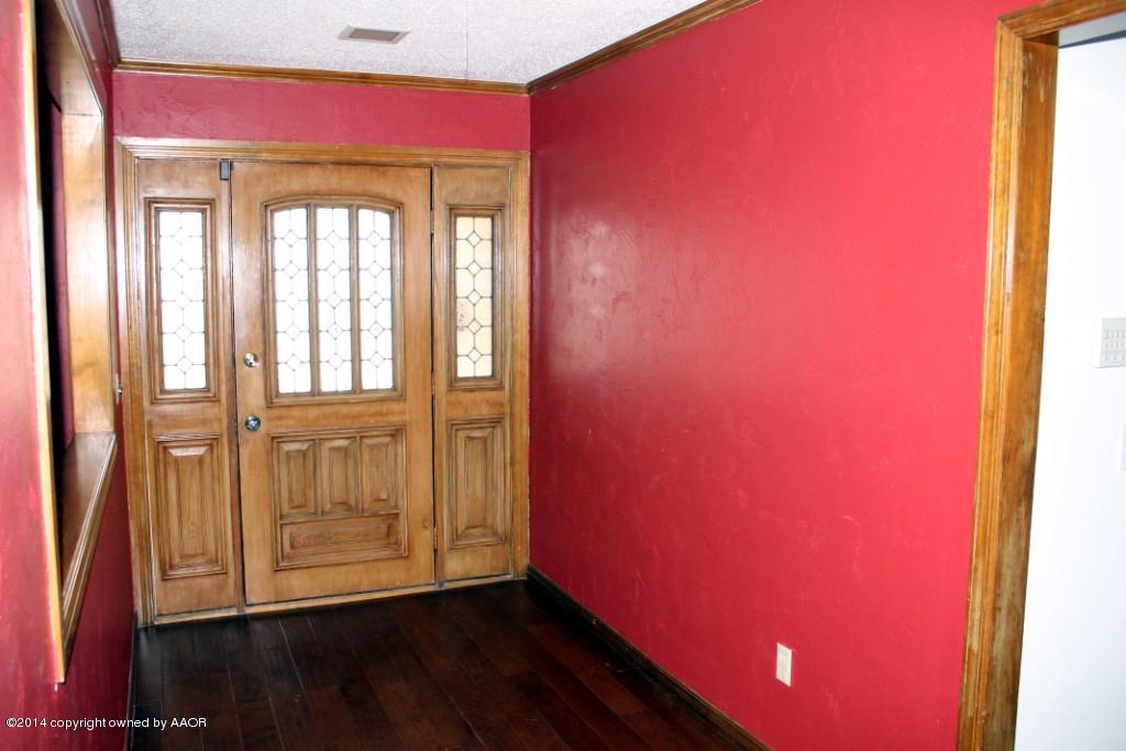 3525 Rutson Drive Amarillo, TX 79109 - Photo 7 of 72 Entry 2