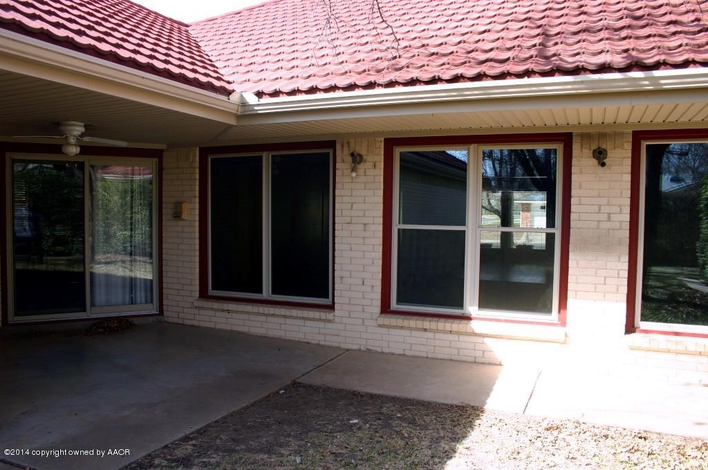 3525 Rutson Drive Amarillo, TX 79109 - Photo 62 of 72 back patio