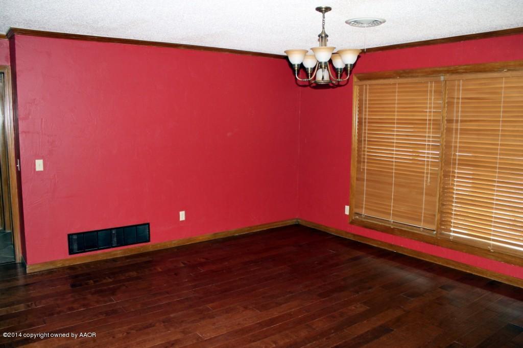 3525 Rutson Drive Amarillo, TX 79109 - Photo 8 of 72 2nd Living or Formal Dining