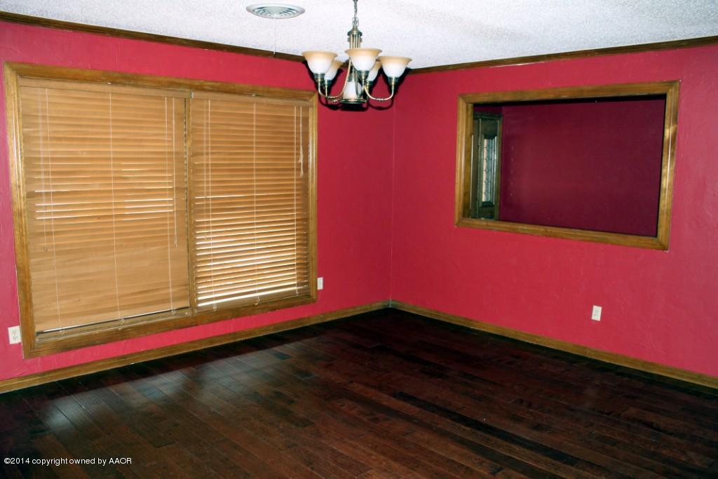 3525 Rutson Drive Amarillo, TX 79109 - Photo 9 of 72 2nd Living or Formal Dining 2