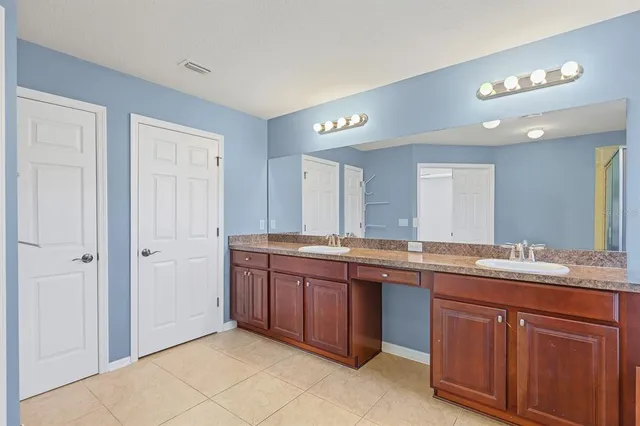 $3,200 | 5832 Tulip Flower Drive, Riverview, FL 33578