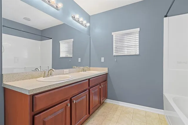 $3,200 | 5832 Tulip Flower Drive, Riverview, FL 33578