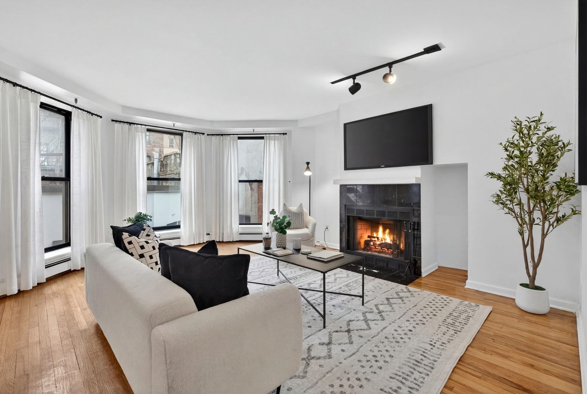 723 Washington Street, Unit 5 Hoboken, NJ 07030 - Photo 1 of 25