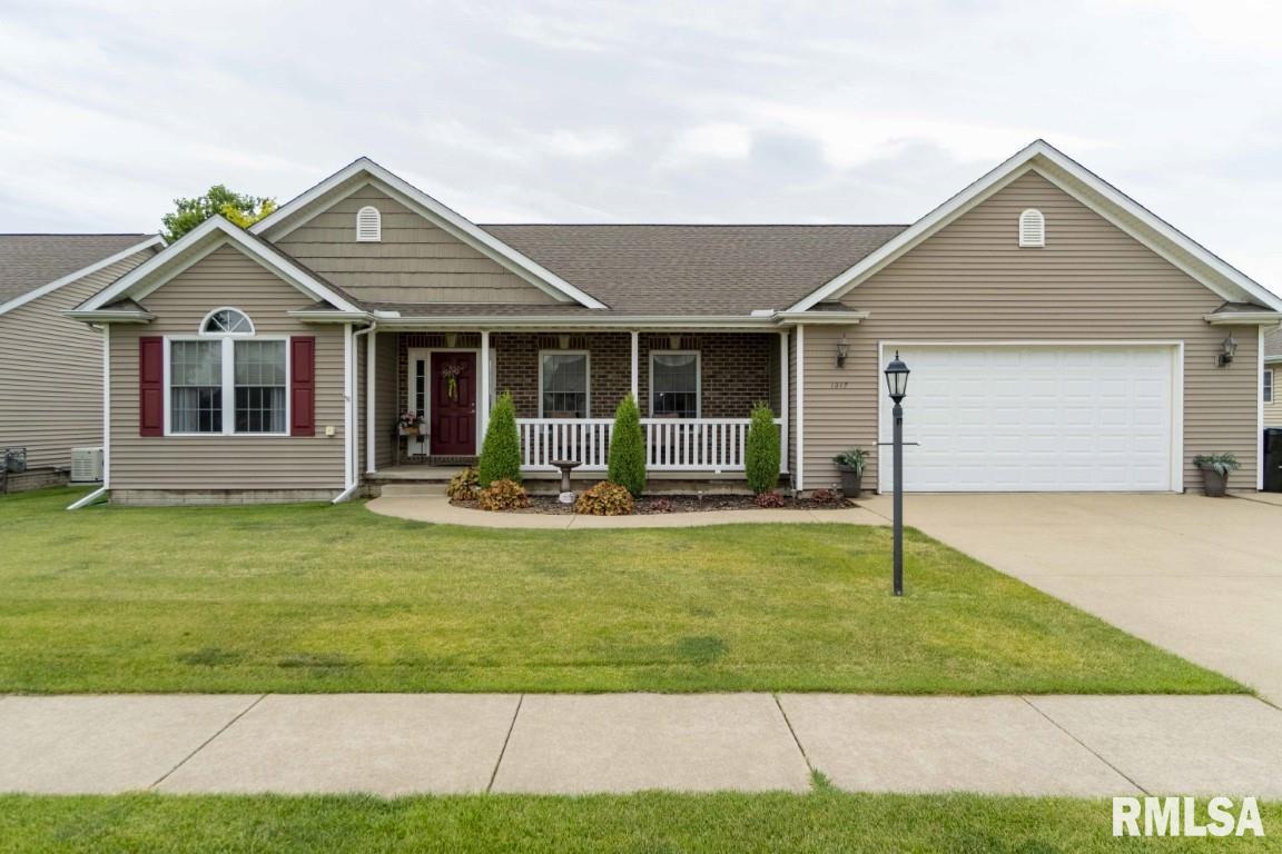 1317 Santa Fe Road Washington, IL 61571 - Photo 1 of 43 Gallery Image 1