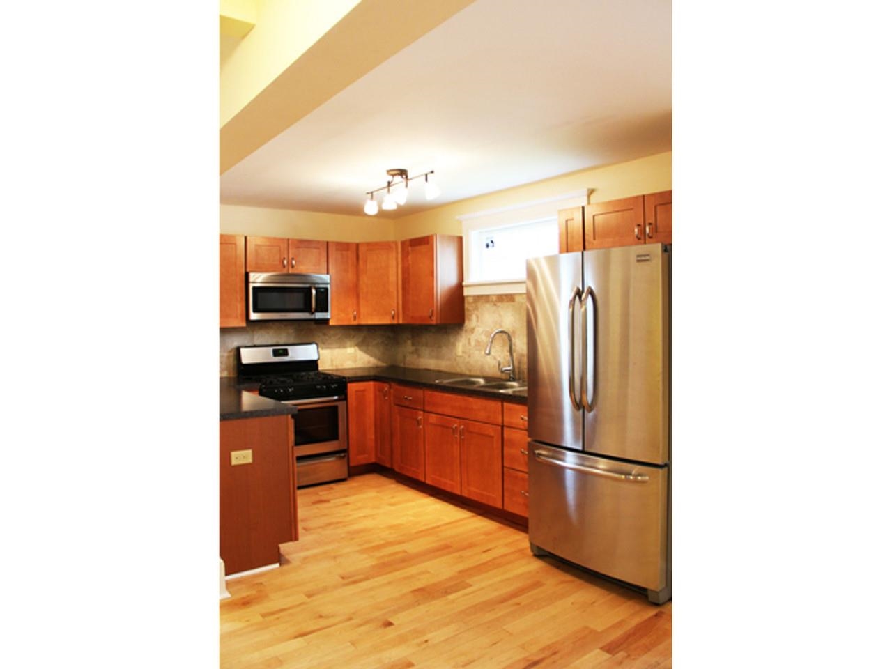 406 Colchester Avenue Burlington, VT 05401 - Photo 4 of 25