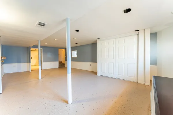 $544,333 | 6120 West School Street, Chicago, IL 60634