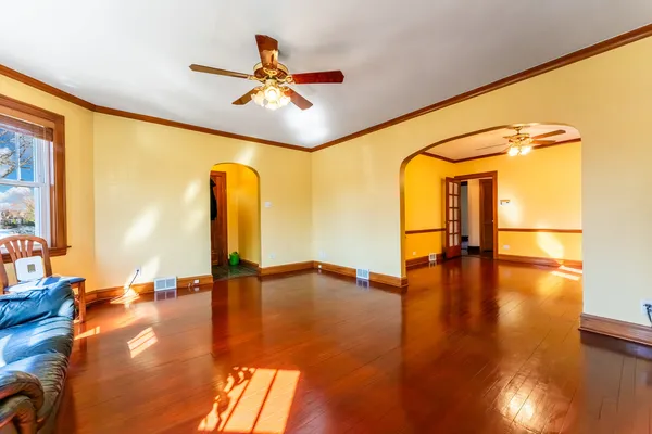 $544,333 | 6120 West School Street, Chicago, IL 60634
