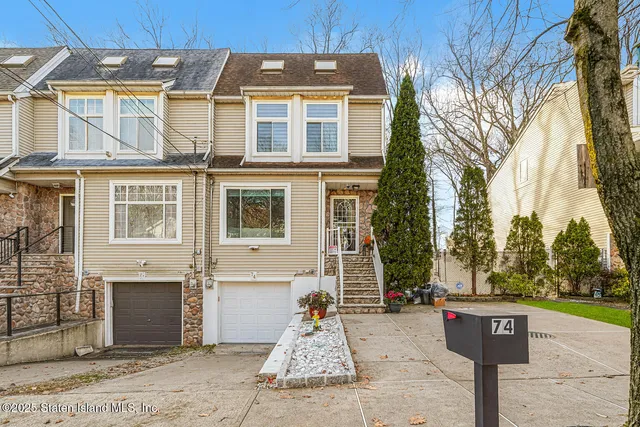 $799,000 | 74 Wolcott Avenue | Annadale
